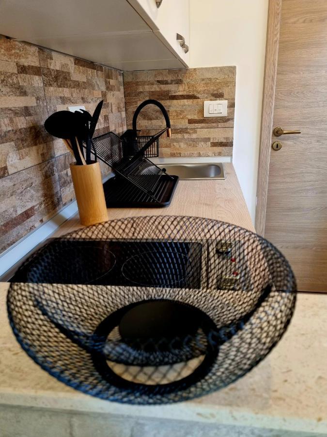 Retro Chic Studio Пула Екстериор снимка